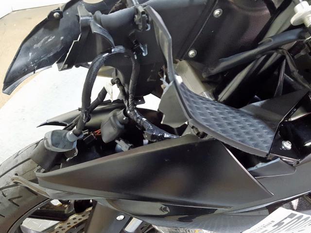 JKBZXJE19DA002457 - 2013 KAWASAKI ZX636 E BLACK photo 17