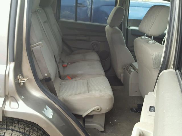 1J8HH48K96C136619 - 2006 JEEP COMMANDER BROWN photo 6