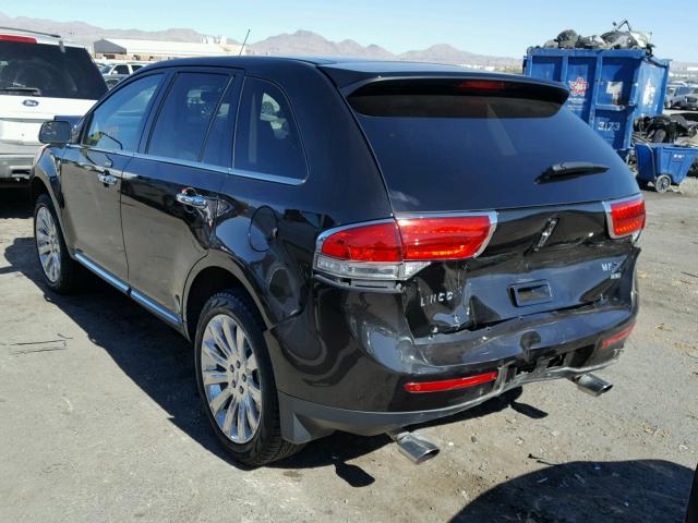 2LMDJ8JK7FBL31792 - 2015 LINCOLN MKX BLACK photo 3