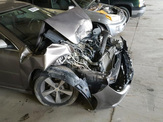 1G1ZC5EU1BF364606 - 2011 CHEVROLET MALIBU 1LT GRAY photo 9