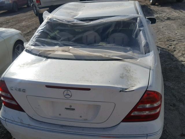 WDBRF54H07A952020 - 2007 MERCEDES-BENZ C 280 WHITE photo 9