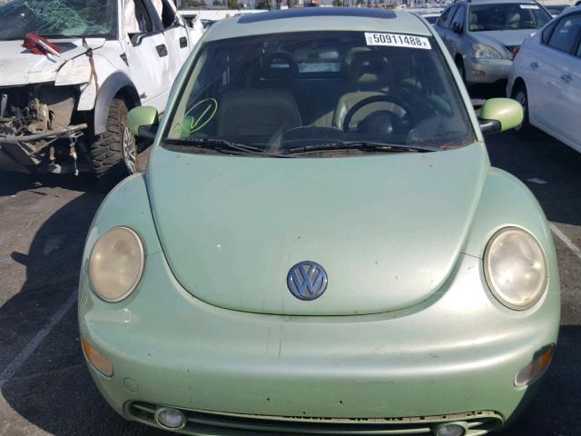 3VWDD21C21M401765 - 2001 VOLKSWAGEN NEW BEETLE GREEN photo 9