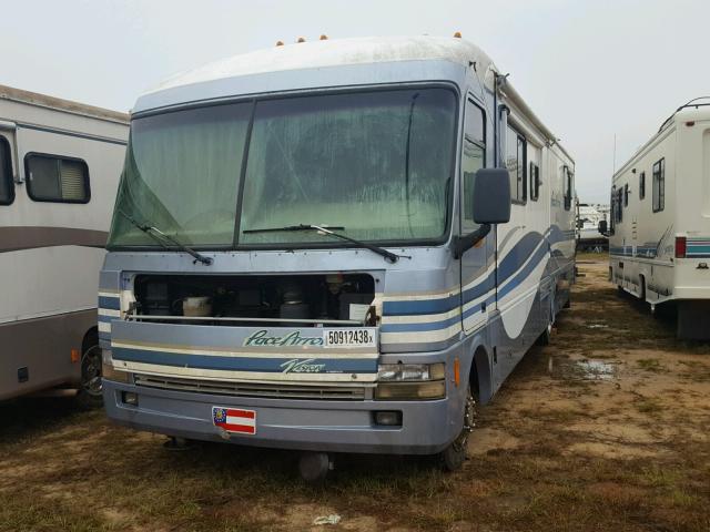3FCNF53S2XJA16952 - 1999 PACE VISION BLUE photo 2