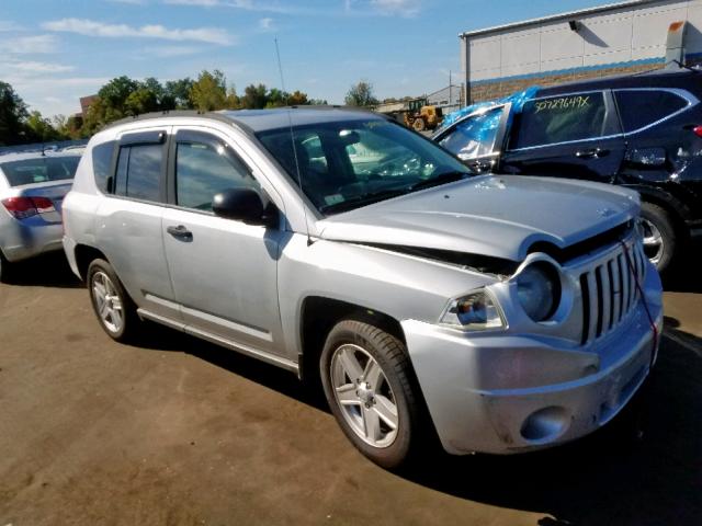 1J8FF47W77D138401 - 2007 JEEP COMPASS SILVER photo 1