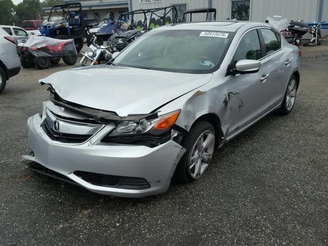 19VDE1F38FE004431 - 2015 ACURA ILX 20 SILVER photo 2