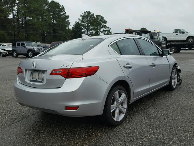 19VDE1F38FE004431 - 2015 ACURA ILX 20 SILVER photo 4