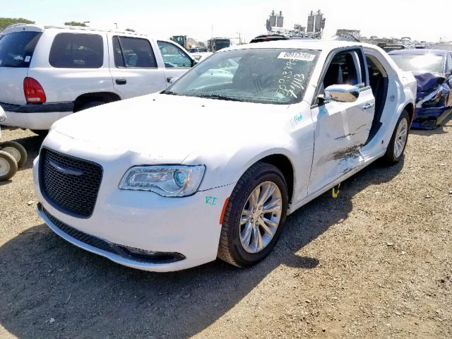 2C3CCAEG0GH269058 - 2016 CHRYSLER 300C WHITE photo 2