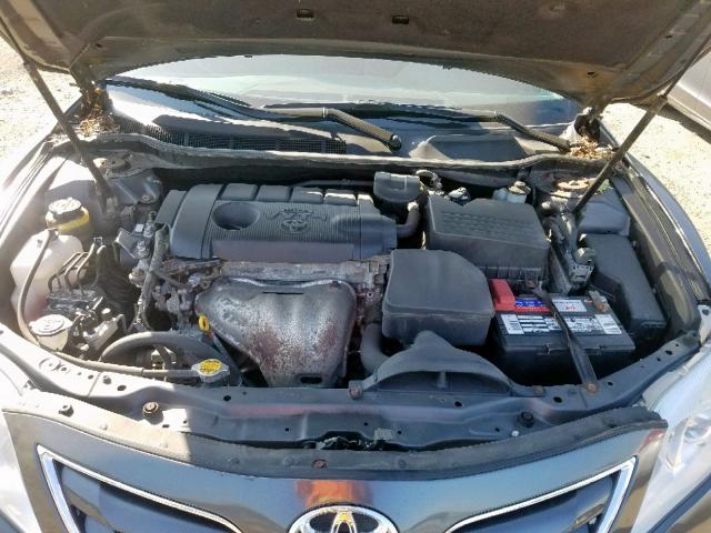 4T1BF3EK5BU660545 - 2011 TOYOTA CAMRY BASE GRAY photo 7