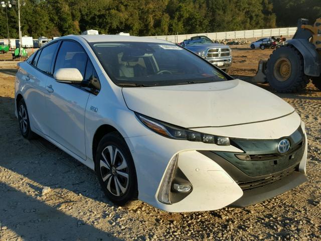 JTDKARFP7J3070111 - 2018 TOYOTA PRIUS PRIM WHITE photo 1