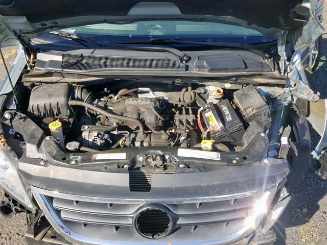 2V8HW44179R574839 - 2009 VOLKSWAGEN ROUTAN S BLUE photo 7