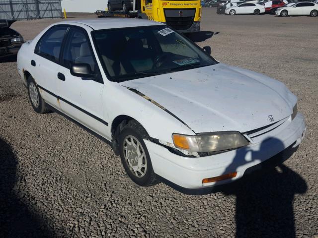 1HGCD5623RA099204 - 1994 HONDA ACCORD DX WHITE photo 1