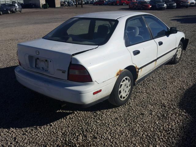 1HGCD5623RA099204 - 1994 HONDA ACCORD DX WHITE photo 4