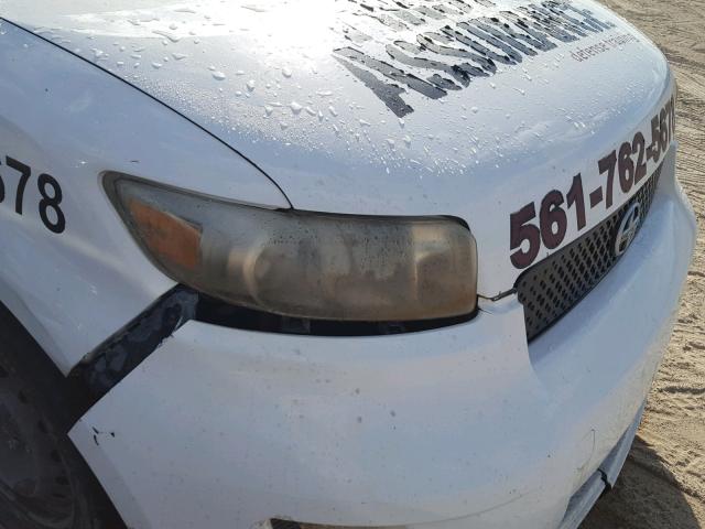 JTLKE50E181031397 - 2008 TOYOTA SCION XB თეთრი ფოტო 9