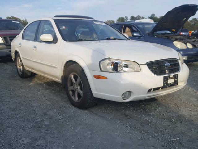 JN1CA31D11T800869 - 2001 NISSAN MAXIMA GXE WHITE photo 1