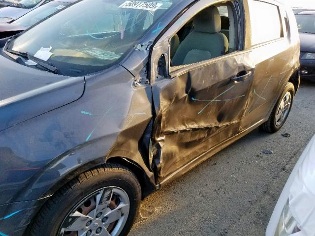 1G1JA6SG5D4187788 - 2013 CHEVROLET SONIC LS CHARCOAL photo 9