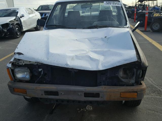 JT4RN50R4J0335672 - 1988 TOYOTA PICKUP 1/2 WHITE photo 7