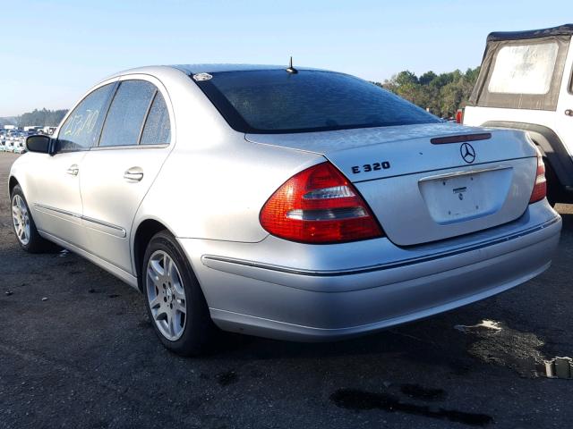 WDBUF65J53A210742 - 2003 MERCEDES-BENZ E 320 SILVER photo 3