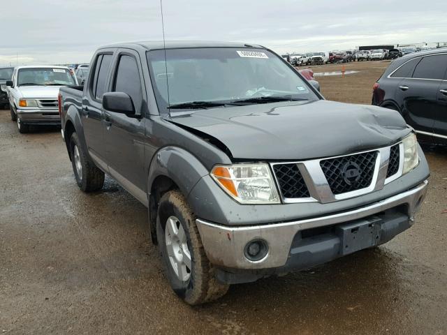 1N6AD07W68C424129 - 2008 NISSAN FRONTIER C GRAY photo 1