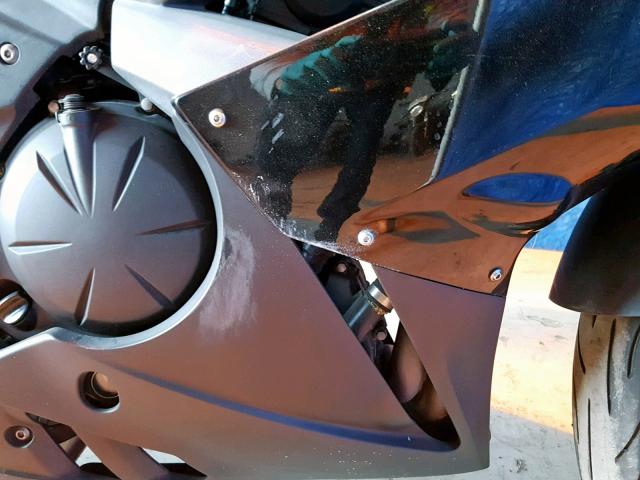 JKAEXEC109DA31299 - 2009 KAWASAKI EX650 C 黑色 照片 9