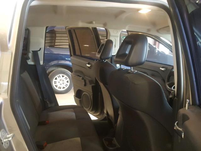 1J8FT47W08D733410 - 2008 JEEP COMPASS SP 棕色 照片 6