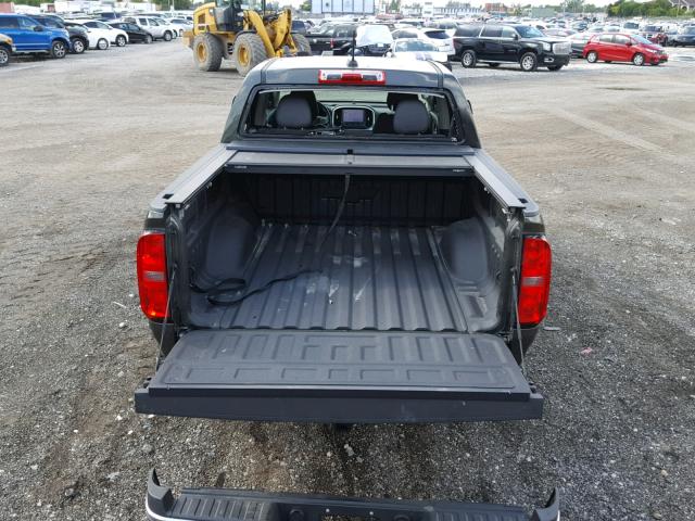 1GCGSCEN3J1107781 - 2018 CHEVROLET COLORADO L GREEN photo 9