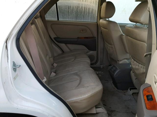 JT6GF10U6Y0053746 - 2000 LEXUS RX 300 WHITE photo 6