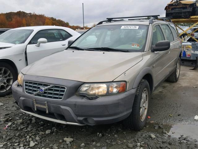 YV1SZ59H331096963 - 2003 VOLVO XC70 GOLD photo 2