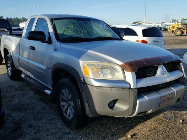 1Z7HT32N36S538326 - 2006 MITSUBISHI RAIDER DUR GRAY photo 1