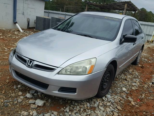 1HGCM56107A024058 - 2007 HONDA ACCORD VAL SILVER photo 2