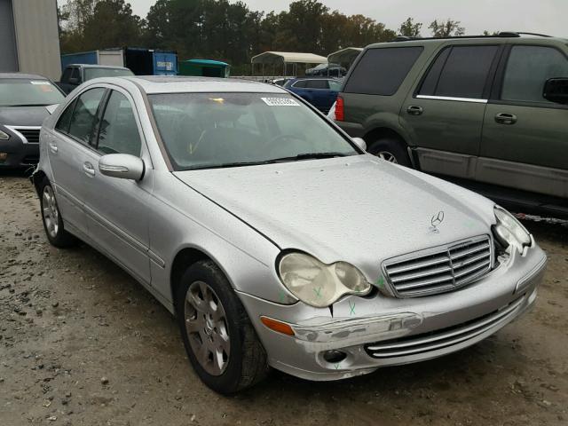 WDBRF61J95F579184 - 2005 MERCEDES-BENZ C 240 SILVER photo 1