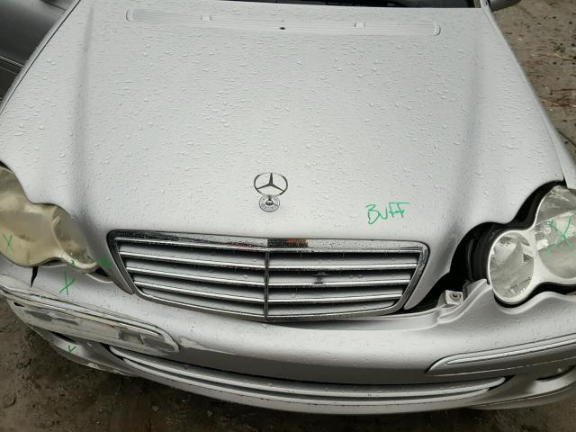 WDBRF61J95F579184 - 2005 MERCEDES-BENZ C 240 SILVER photo 7