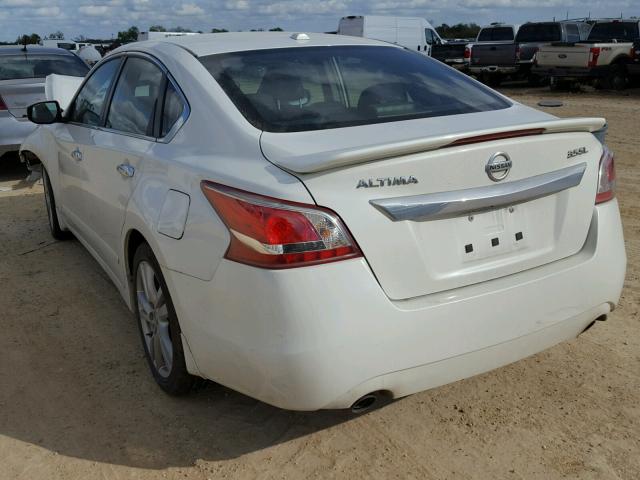 1N4BL3AP2DN540445 - 2013 NISSAN ALTIMA 3.5 WHITE photo 3