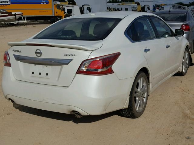 1N4BL3AP2DN540445 - 2013 NISSAN ALTIMA 3.5 WHITE photo 4