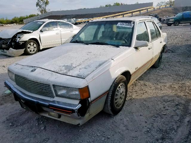 1G6JG51W7HJ508877 - 1987 CADILLAC CIMARRON WHITE photo 2