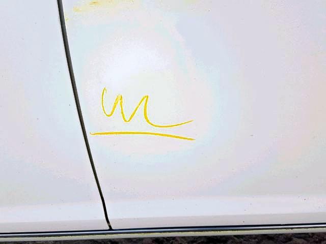 1G1ZH57B48F237595 - 2008 CHEVROLET MALIBU 1LT WHITE photo 9