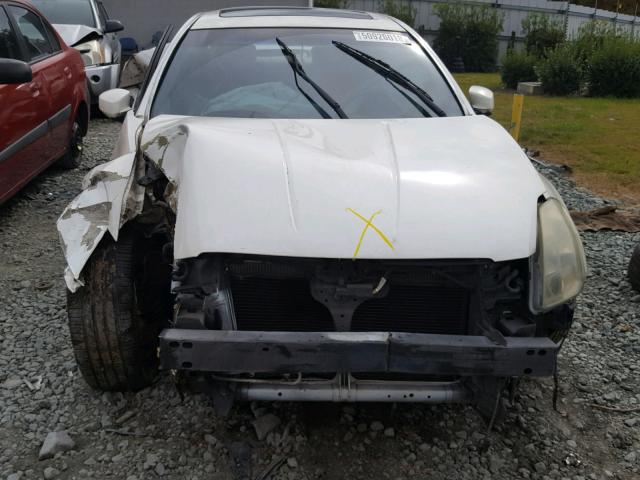 1N4BA41E65C858835 - 2005 NISSAN MAXIMA SE WHITE photo 9