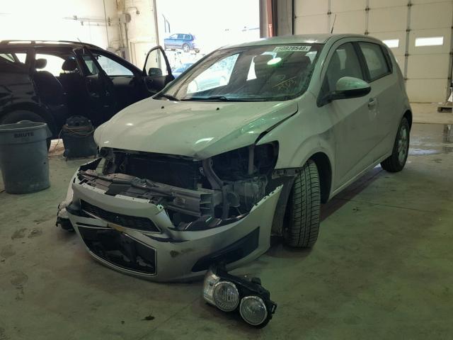 1G1JA6SHXC4111863 - 2012 CHEVROLET SONIC LS SILVER photo 2