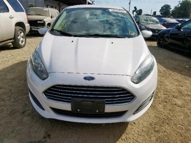 3FADP4TJ1GM127538 - 2016 FORD FIESTA S WHITE photo 9