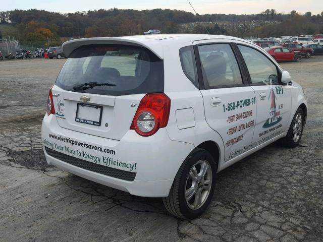 KL1TD6DE1BB210017 - 2011 CHEVROLET AVEO LS WHITE photo 4