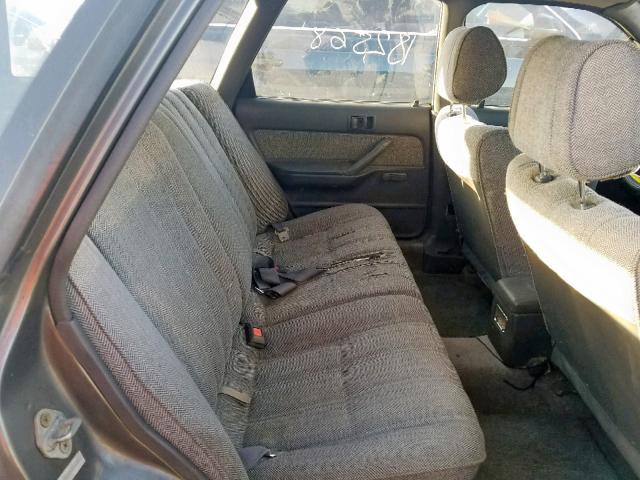 JT2SV21W4H0066595 - 1987 TOYOTA CAMRY DLX 白色 照片 6