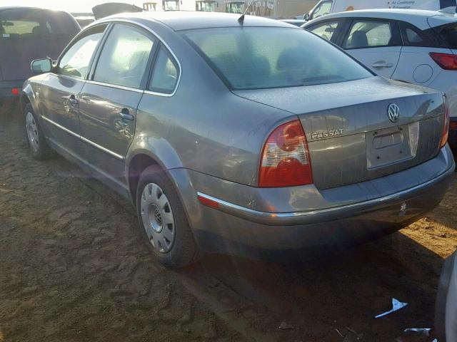 WVWPD63B72P227683 - 2002 VOLKSWAGEN PASSAT GLS GRAY photo 3