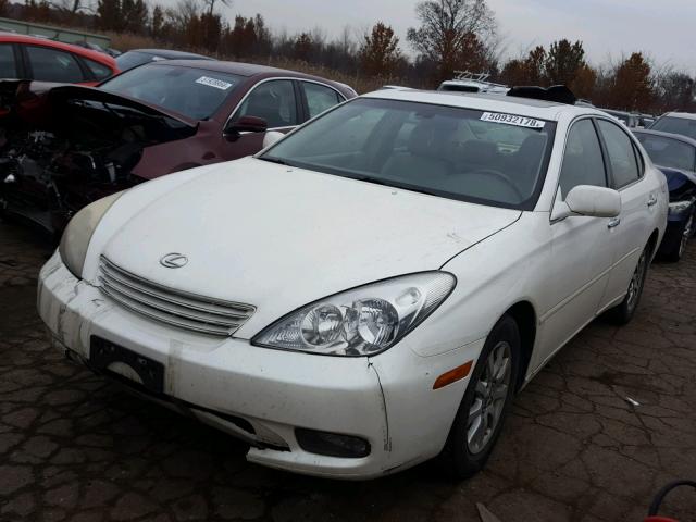 JTHBA30G640009410 - 2004 LEXUS ES 330 WHITE photo 2