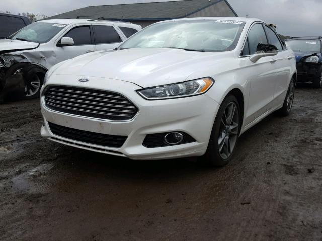 3FA6P0K90GR238612 - 2016 FORD FUSION TIT WHITE photo 2