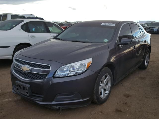 1G11C5SA3DF141557 - 2013 CHEVROLET MALIBU 1LT GRAY photo 2