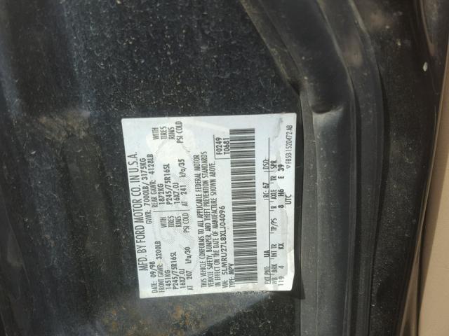 5LMRU27L8XLJ04096 - 1999 LINCOLN NAVIGATOR Schwarz Foto 10