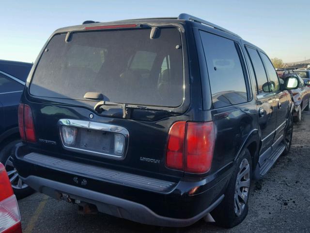 5LMRU27L8XLJ04096 - 1999 LINCOLN NAVIGATOR Schwarz Foto 4