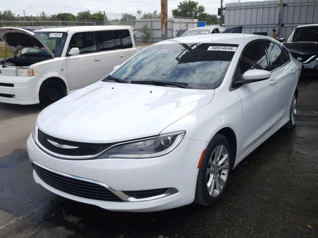 1C3CCCAB6FN580506 - 2015 CHRYSLER 200 LIMITE WHITE photo 2