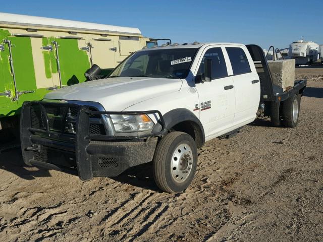 3C7WRLELXEG203083 - 2014 RAM 4500 WHITE photo 2