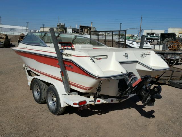 SERV9007F990 - 1990 SEAR BOAT WHITE photo 3