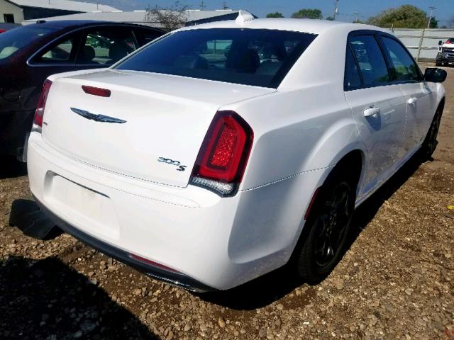 2C3CCAGG3KH610815 - 2019 CHRYSLER 300 S WHITE photo 4